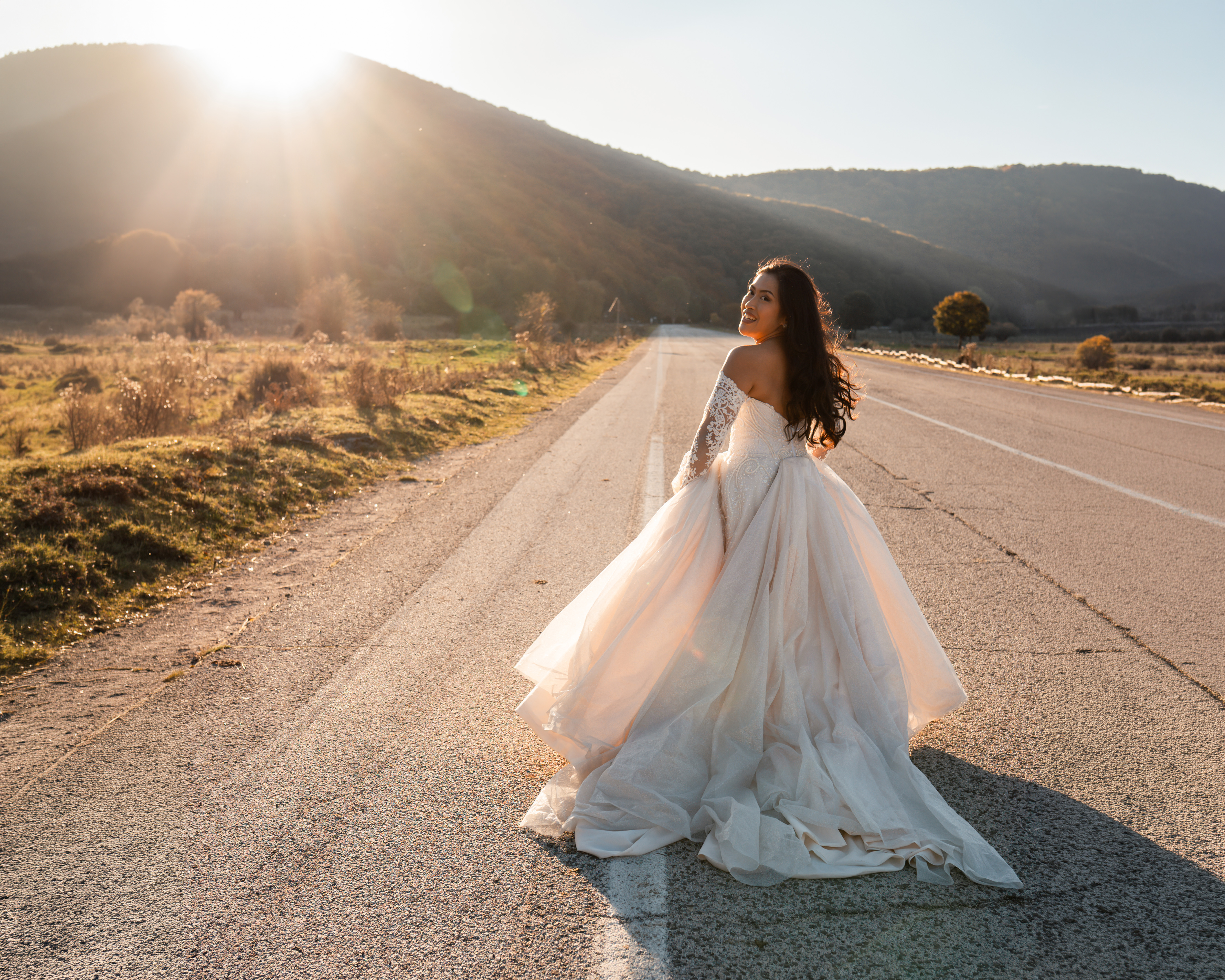 White Glamour editorial magazine – Arlyn & Vincenzo wedding by Antonio Grillo, page 18